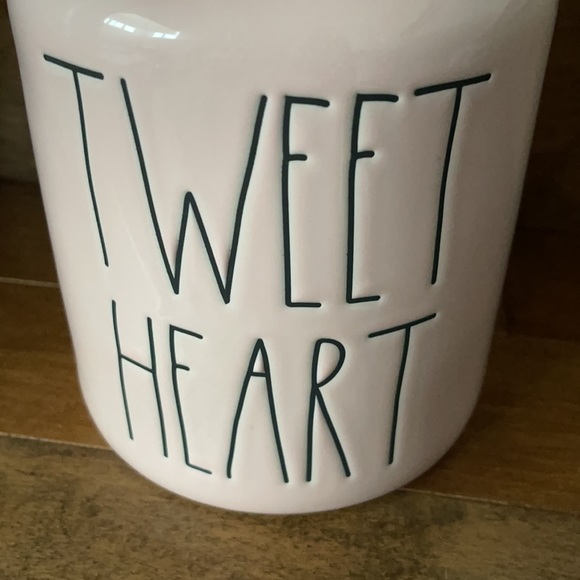 Rae Dunn - TWEET HEART - large canister - Picture 2 of 3